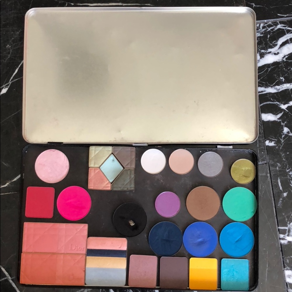 Magnetic makeup forever custom palette